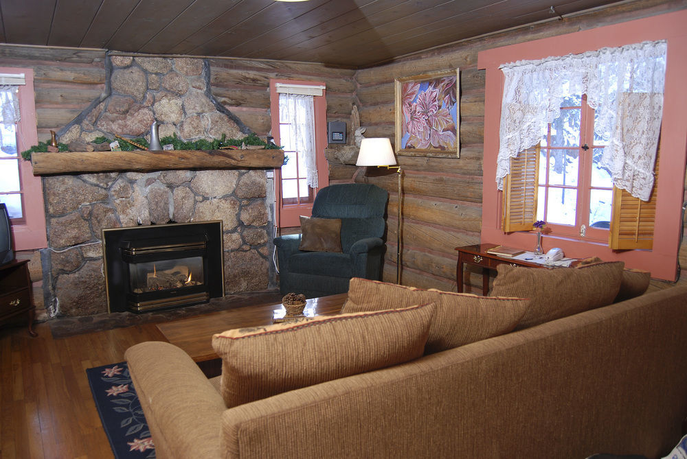 Pikes Peak Guest Cabin At Rocky Mountain Lodge Cascade-Chipita Park Exterior foto